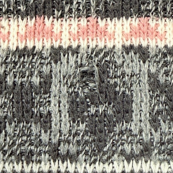 Fair Isle Inspired Pink Gray Chevron Sweater Long Sleeve Pullover Size L - Picture 6 of 6